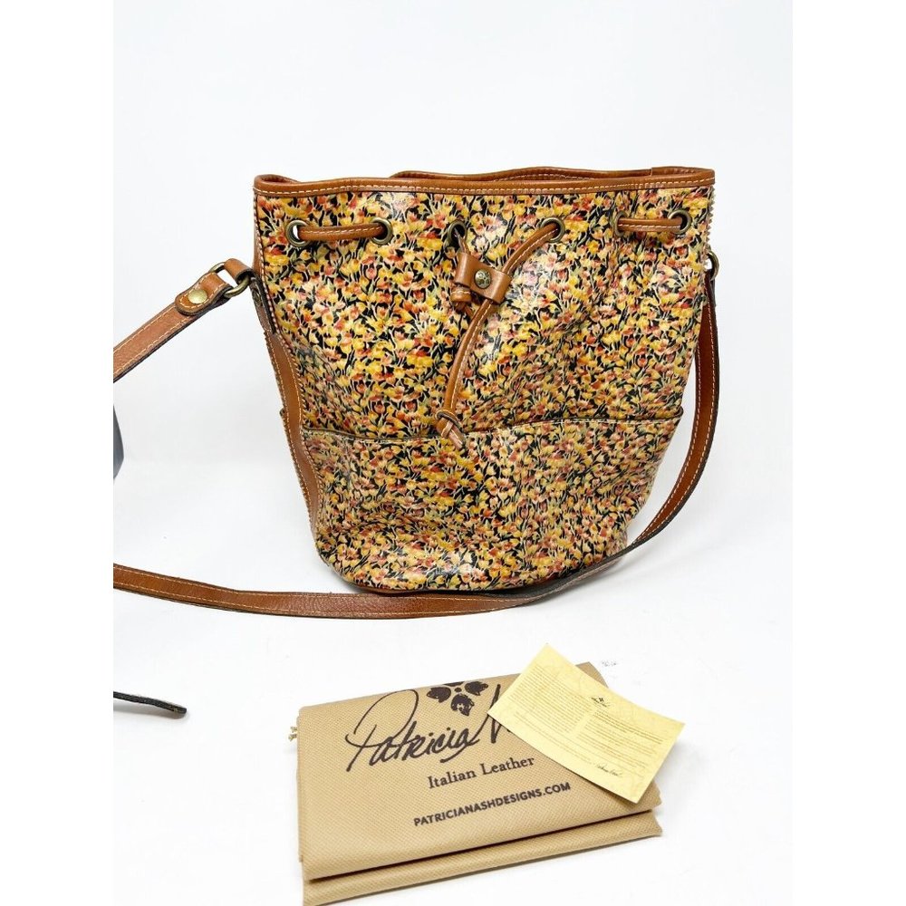 Patricia Nash Womens Brindisi Crossbody Bucket Bag It… Gem